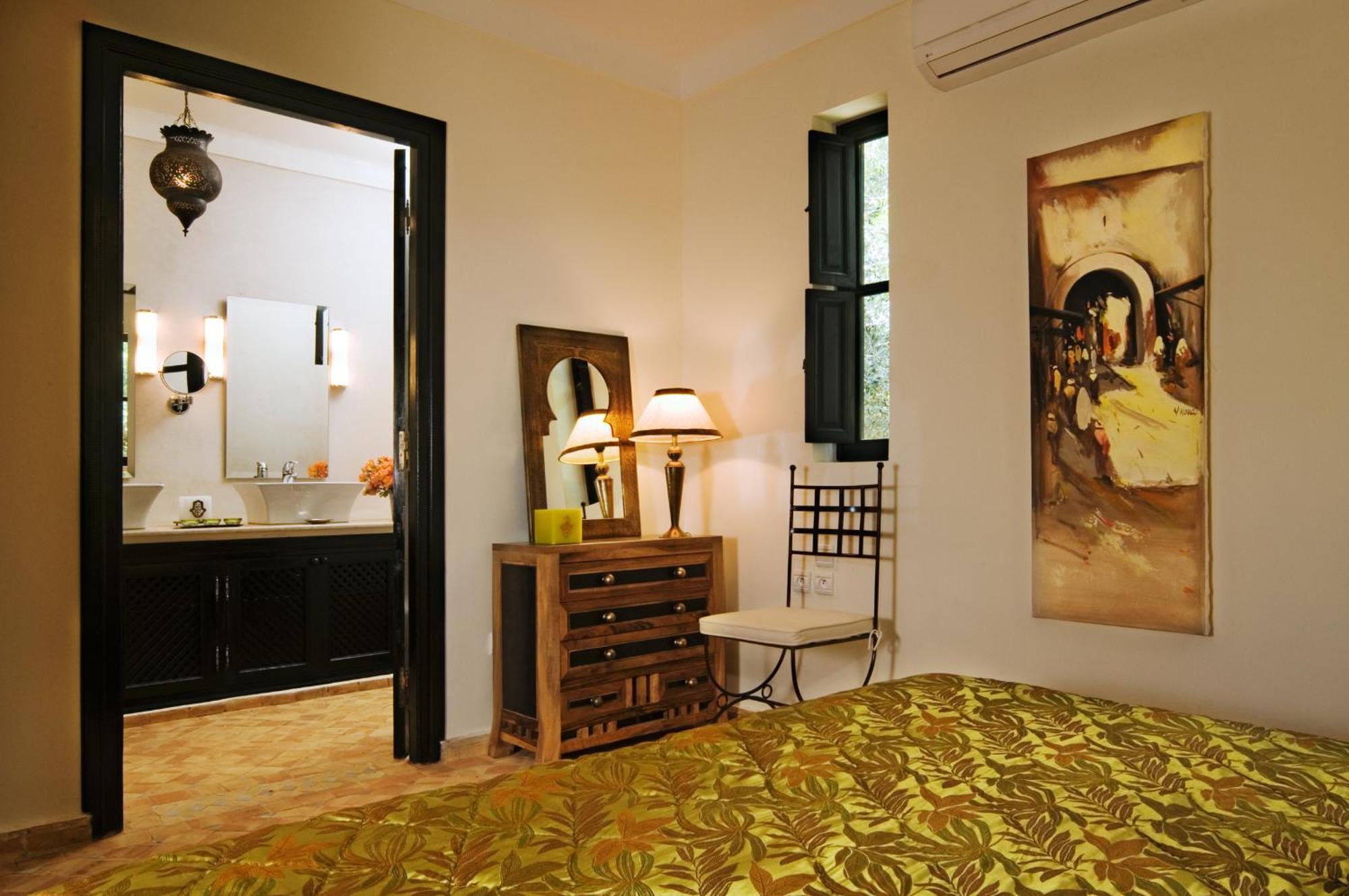 Villa Dinari Douar Caïd Layadi 外观 照片