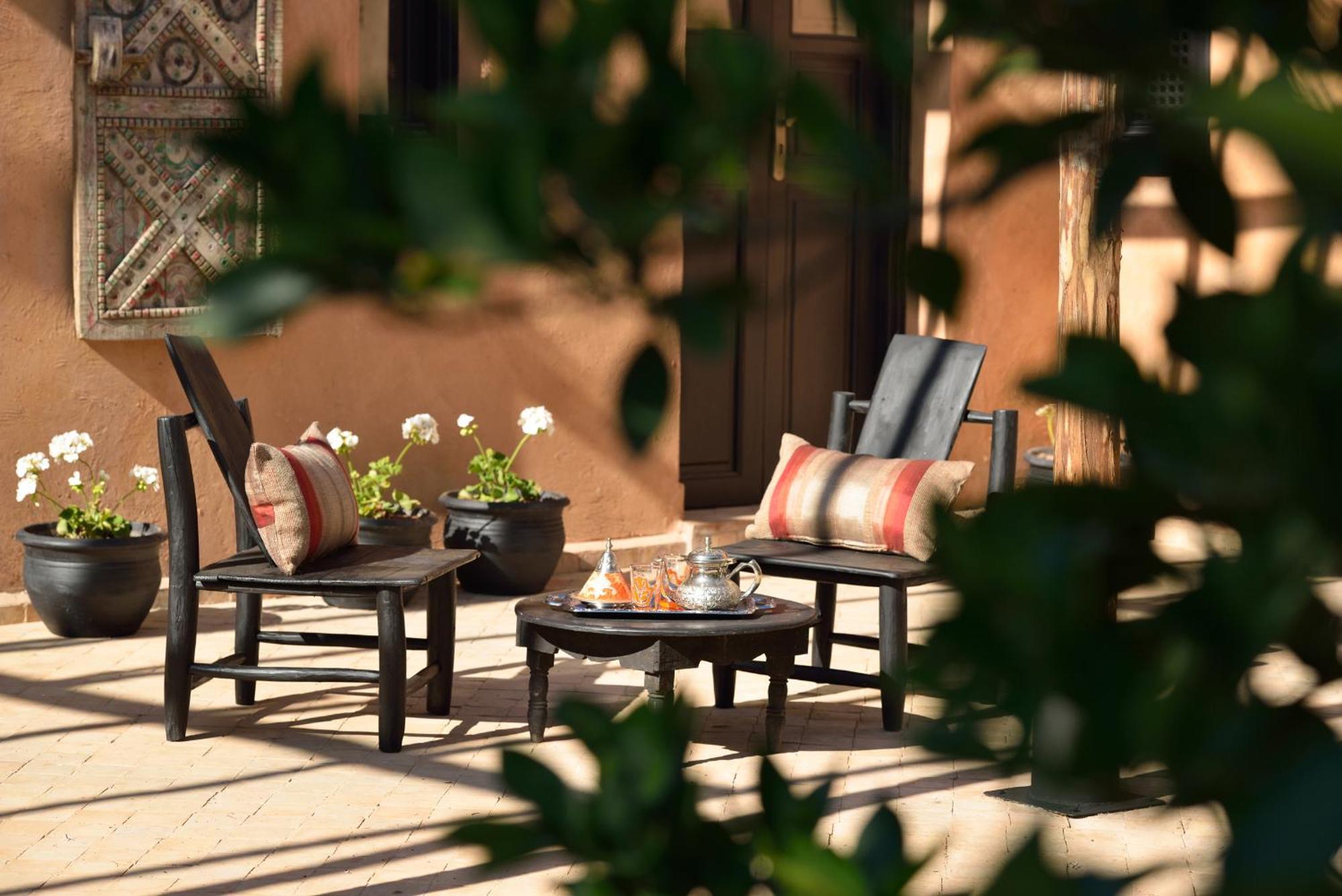 Villa Dinari Douar Caïd Layadi 外观 照片