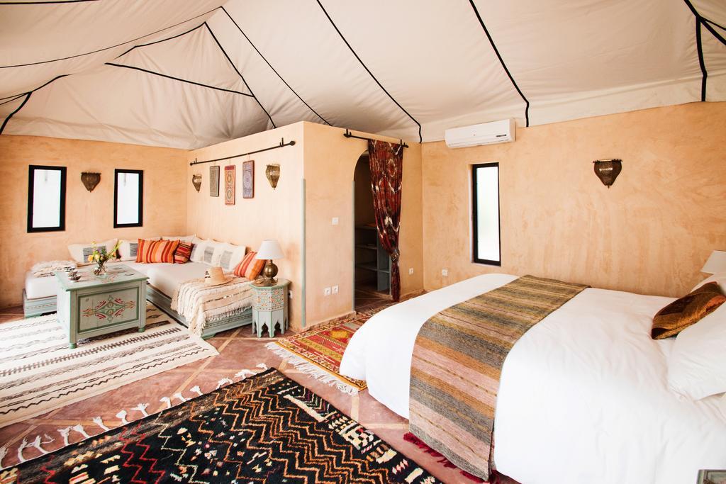 Villa Dinari Douar Caïd Layadi 外观 照片