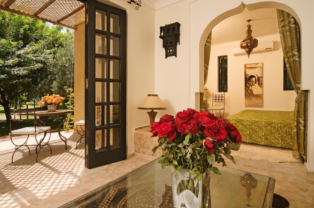 Villa Dinari Douar Caïd Layadi 外观 照片