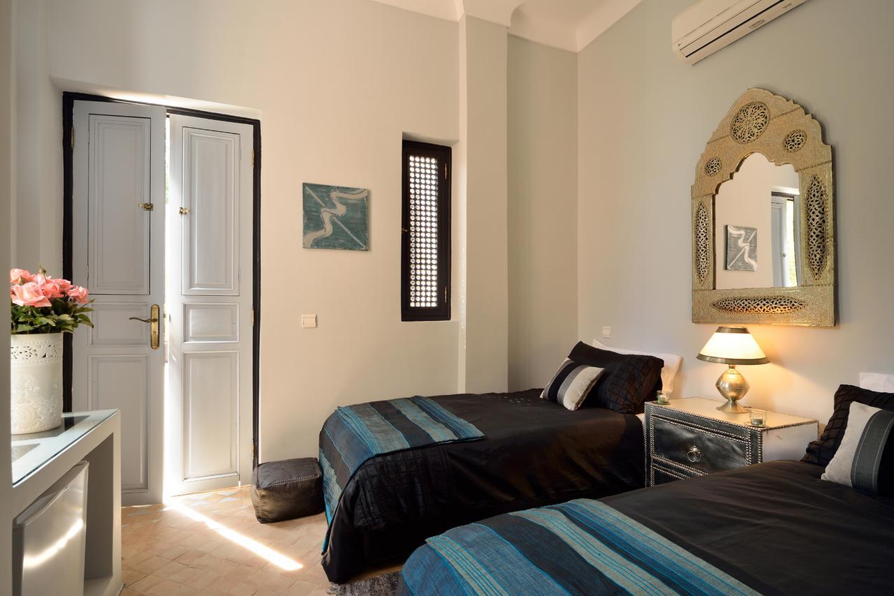 Villa Dinari Douar Caïd Layadi 外观 照片